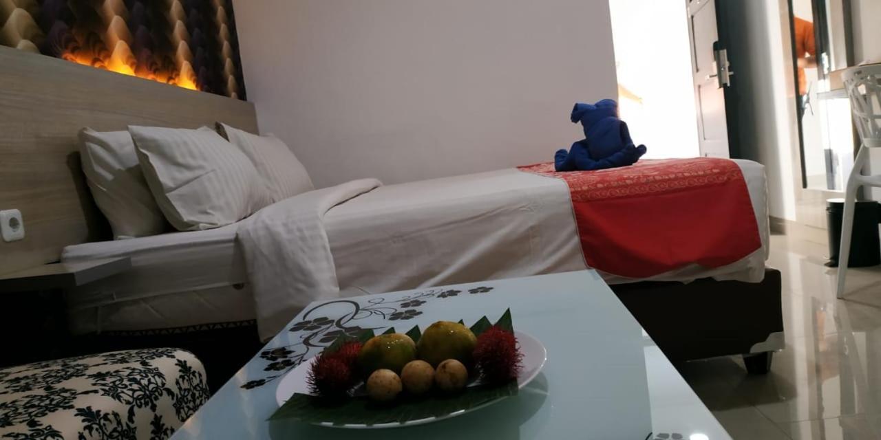 Mel'S Inn מנאדו מראה חיצוני תמונה